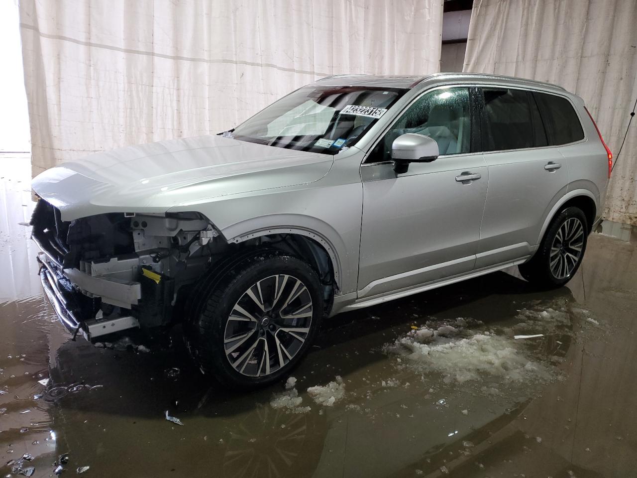 2022 Volvo XC90 - Image 1