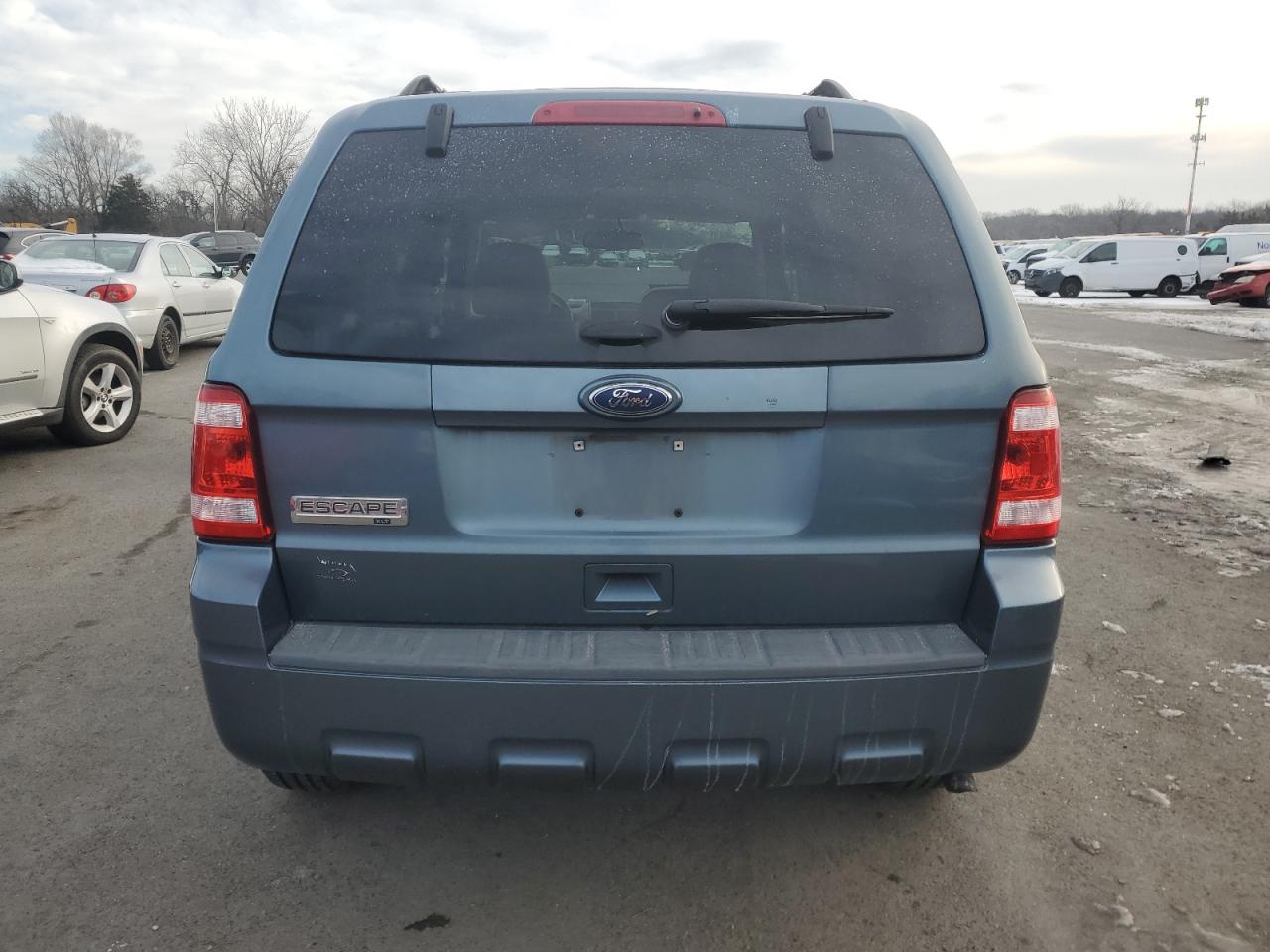 2011 Ford Escape - Image 6
