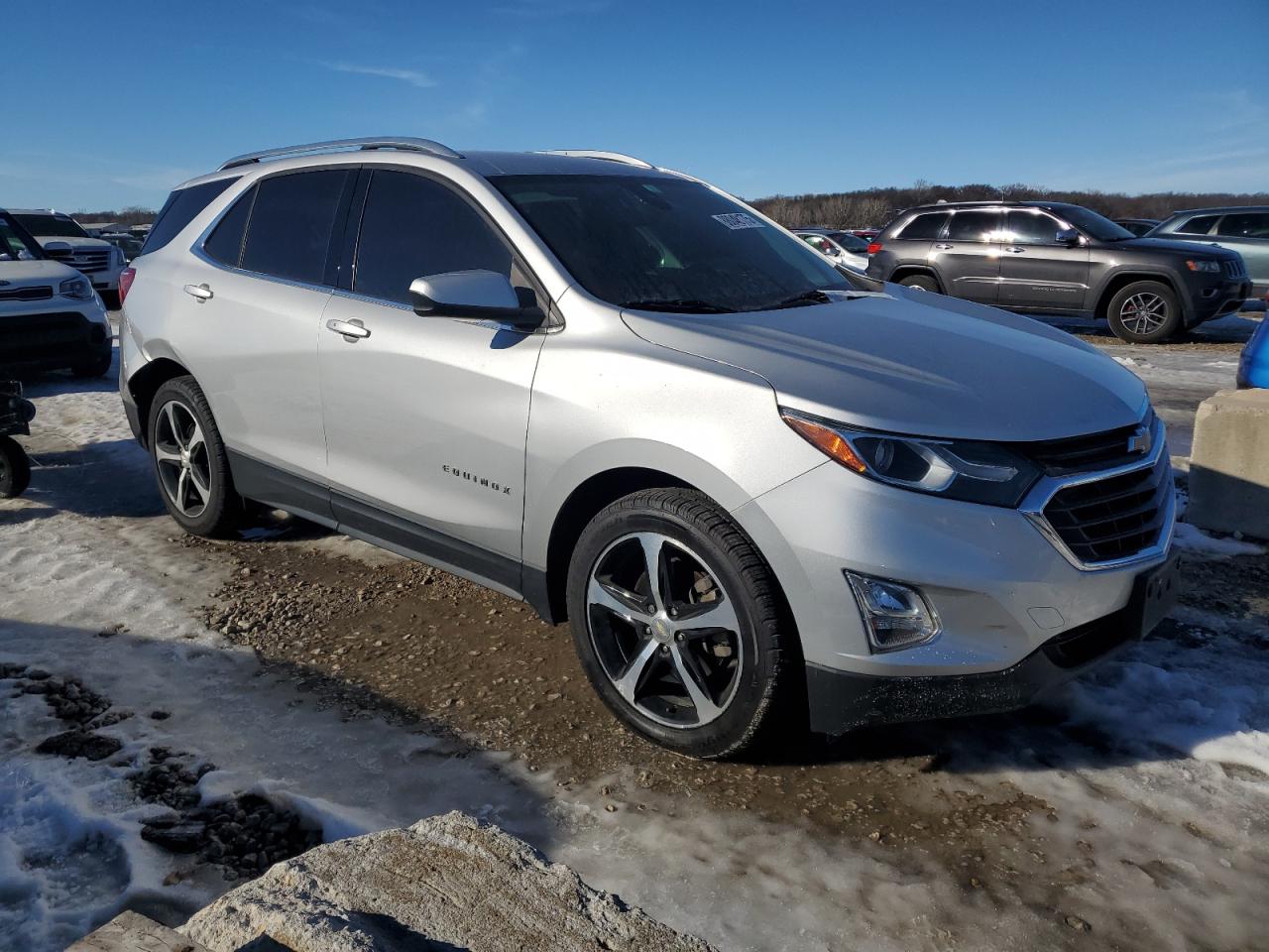 2020 Chevrolet Equinox - Image 4
