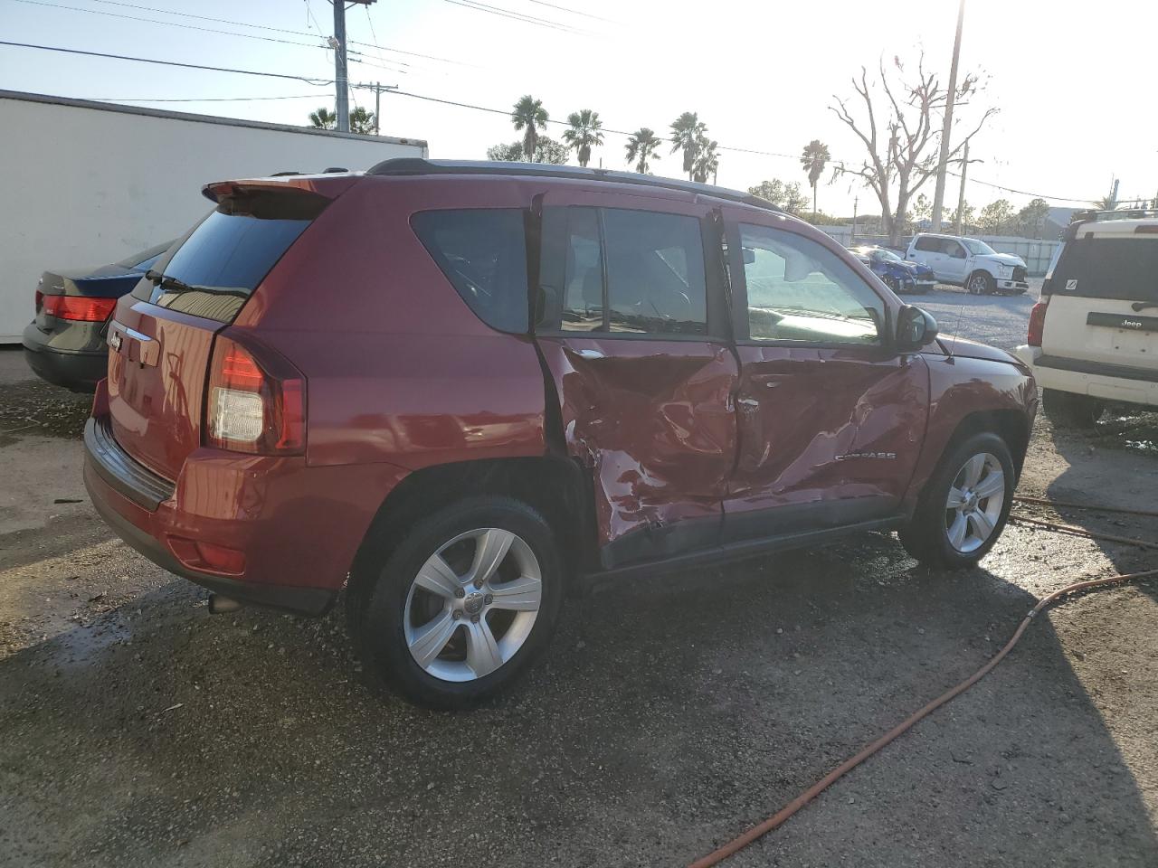 2017 Jeep Compass - Image 3