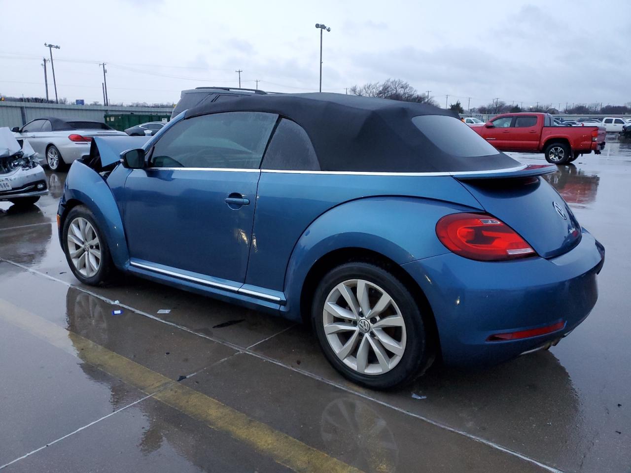 2017 Volkswagen Beetle - Image 2