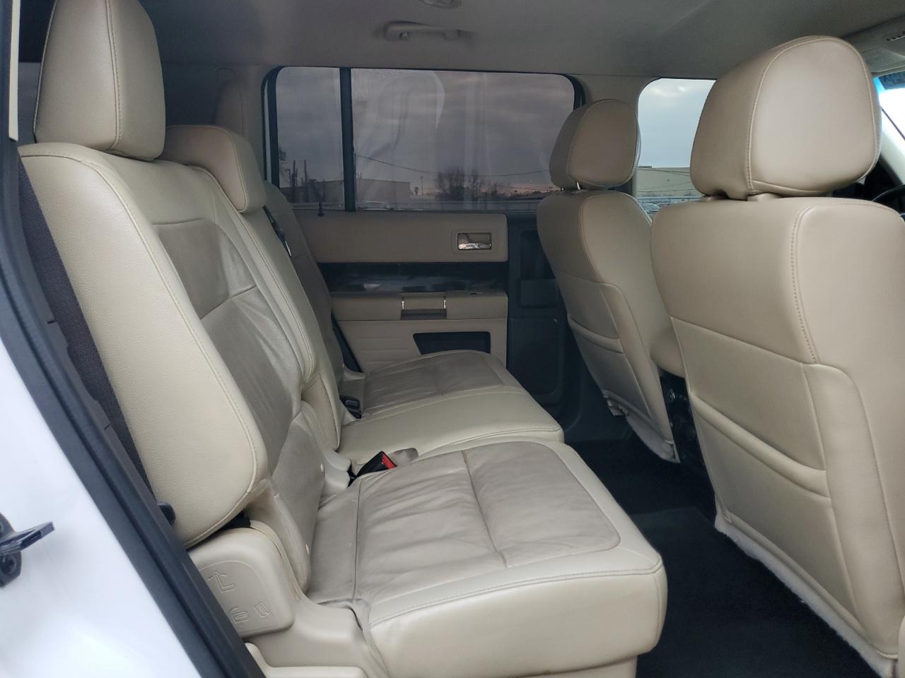 2018 Ford Flex - Image 11