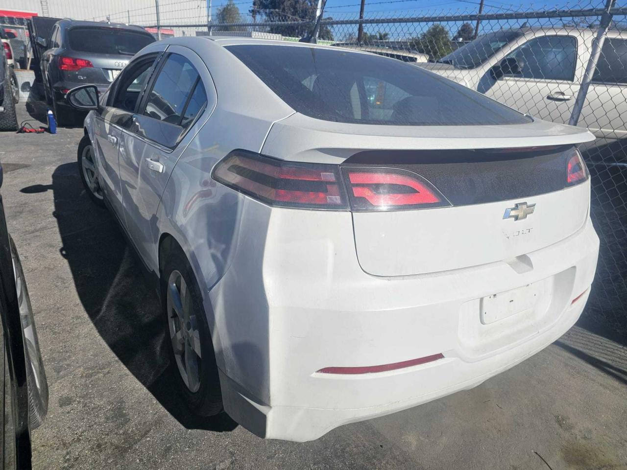 VIN 1G1RG6E45EU151944 2014 CHEVROLET VOLT no.3