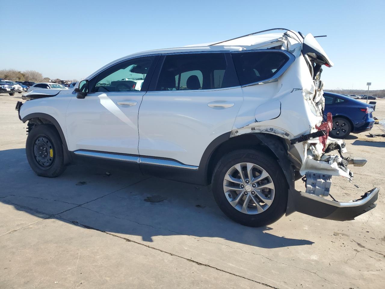 2020 Hyundai Santa Fe - Image 2