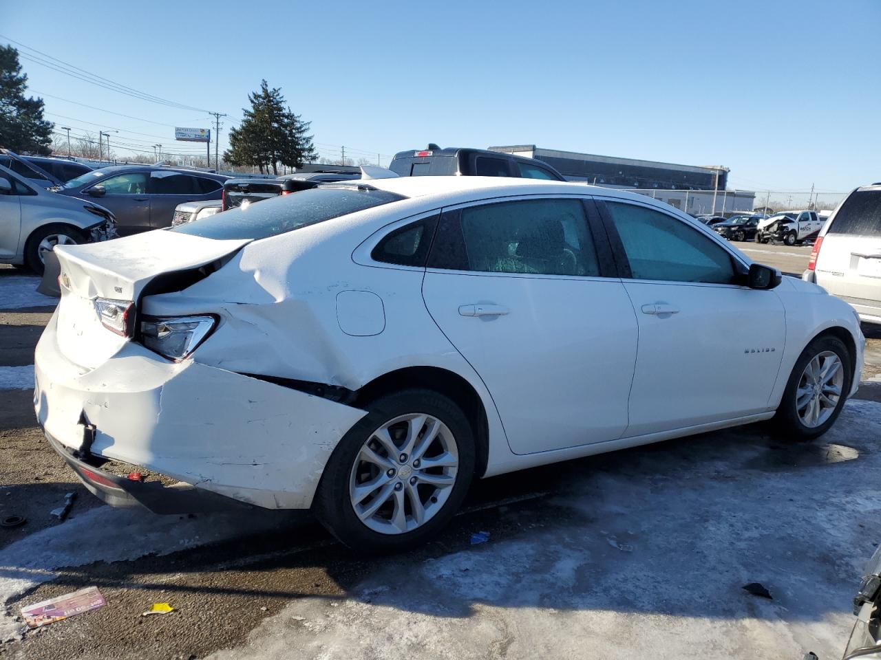2016 Chevrolet Malibu - Image 3