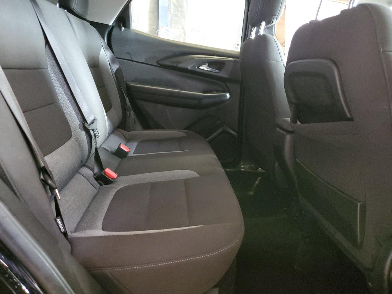2022 Chevrolet TrailBlazer - Image 11
