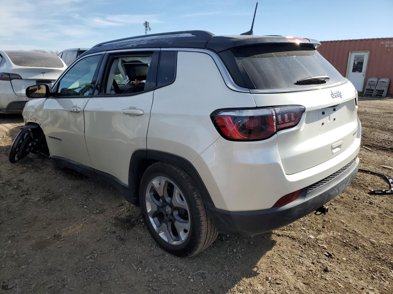 2018 Jeep Compass - Image 2