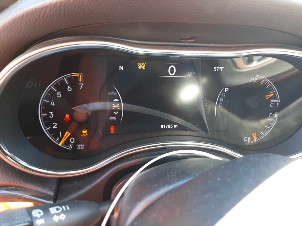 2016 Jeep Grand Cherokee - Image 9