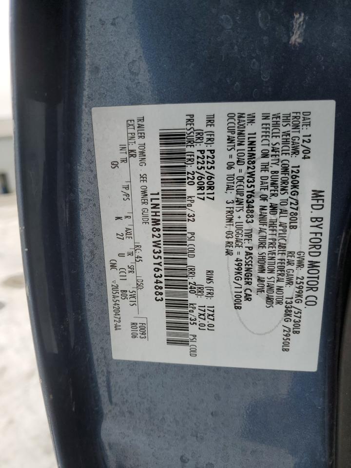 2005 Lincoln Town Car - Image 12