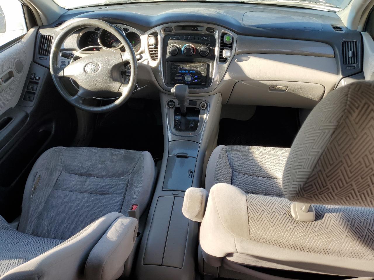 2003 Toyota Highlander - Image 8