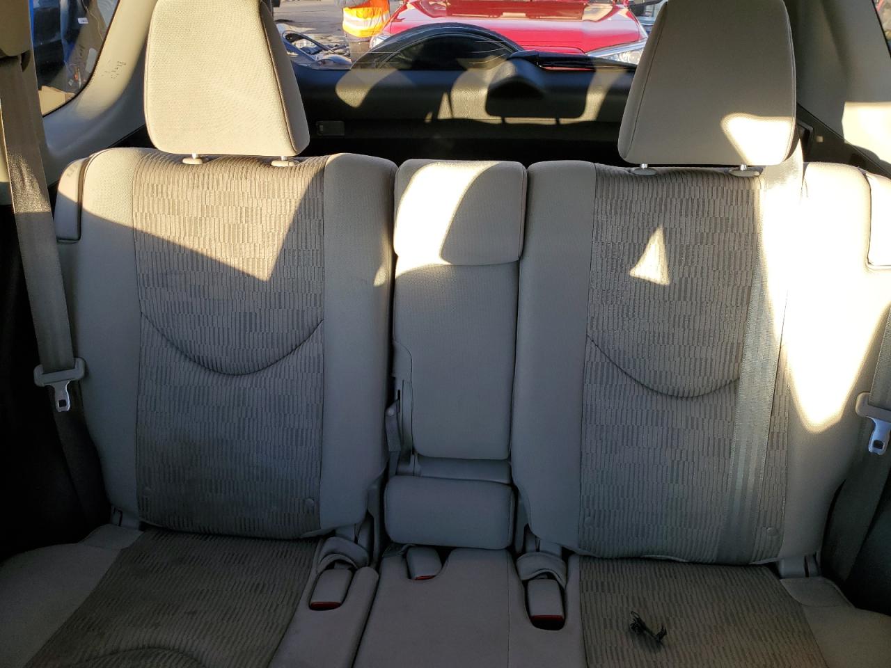 2012 Toyota RAV 4 - Image 10