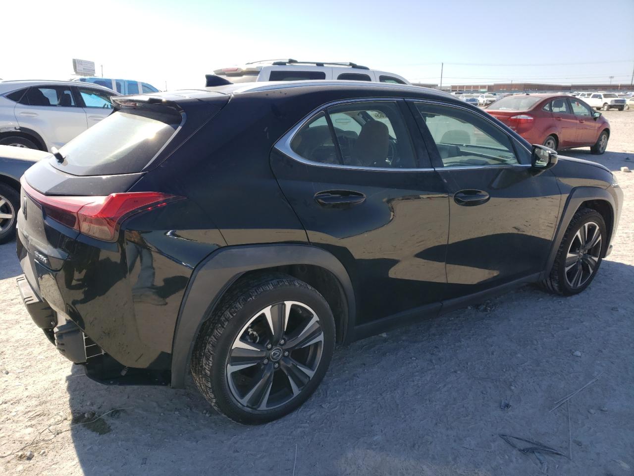 2021 Lexus UX - Image 3