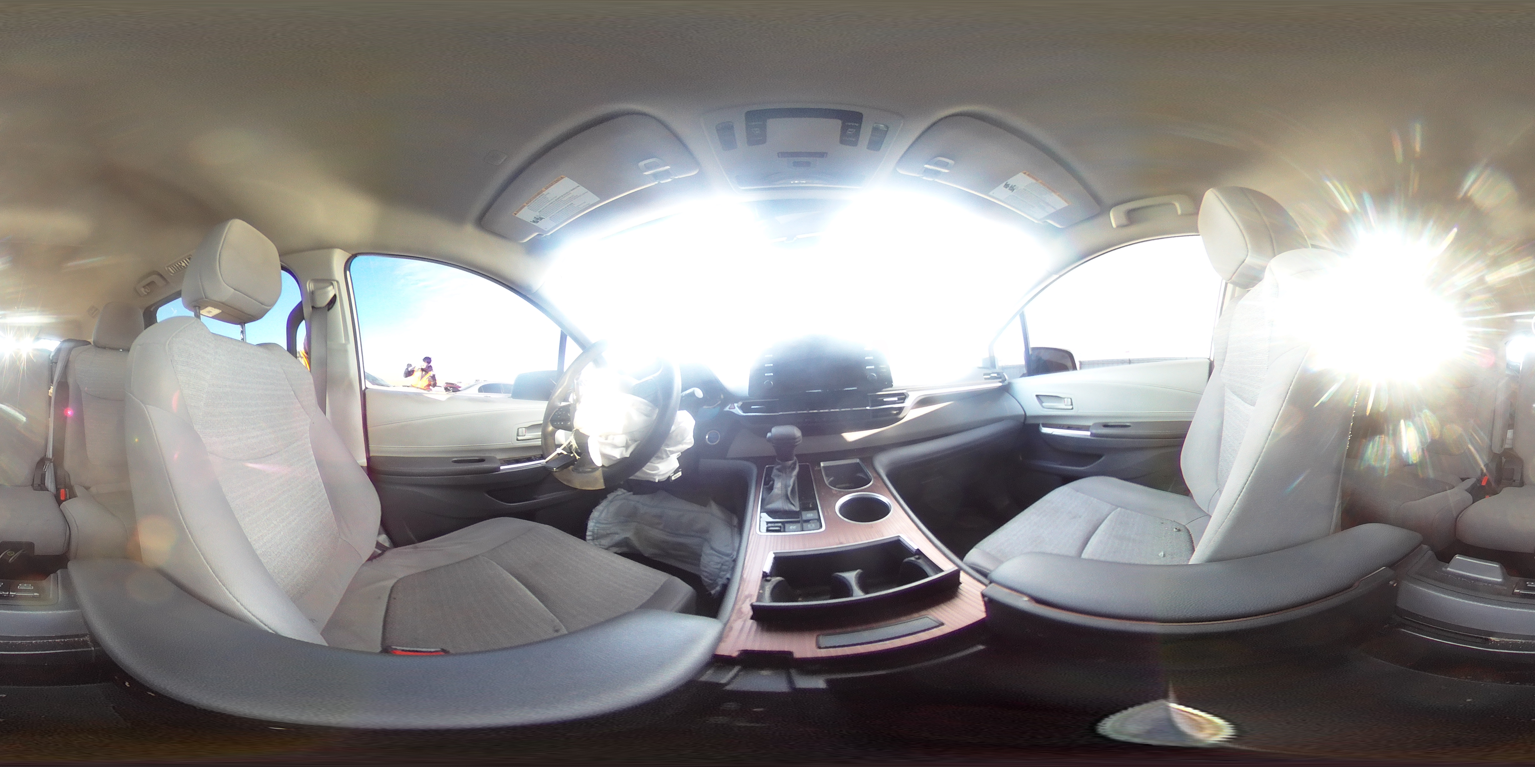 2022 Toyota Sienna - Image 13
