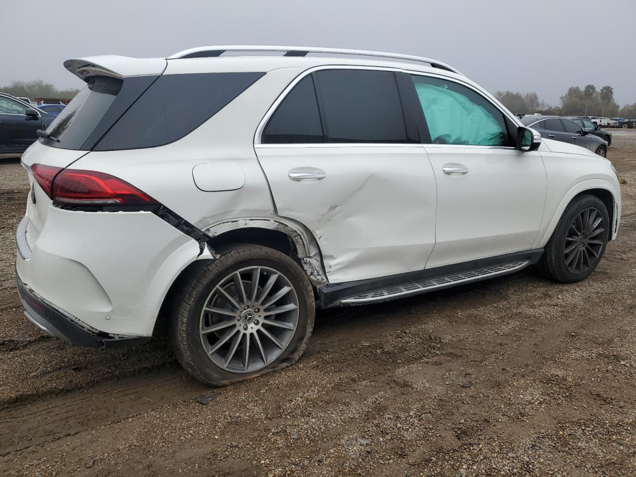 2021 Mercedes-Benz GLE - Image 3