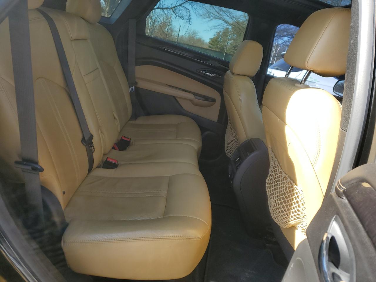 2015 Cadillac SRX - Image 11