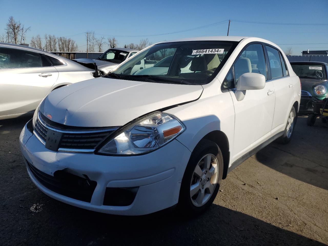 Nissan Versa