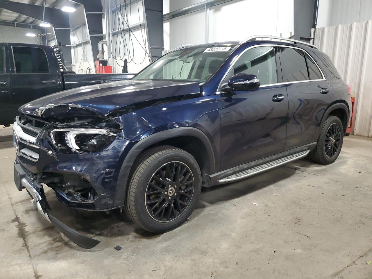 2020 Mercedes-Benz GLE - Image 1