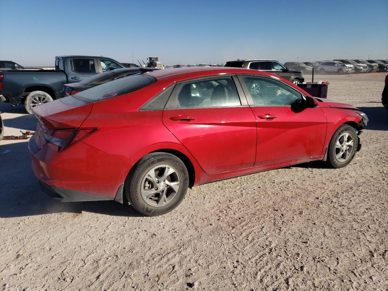 2023 Hyundai Elantra - Image 3