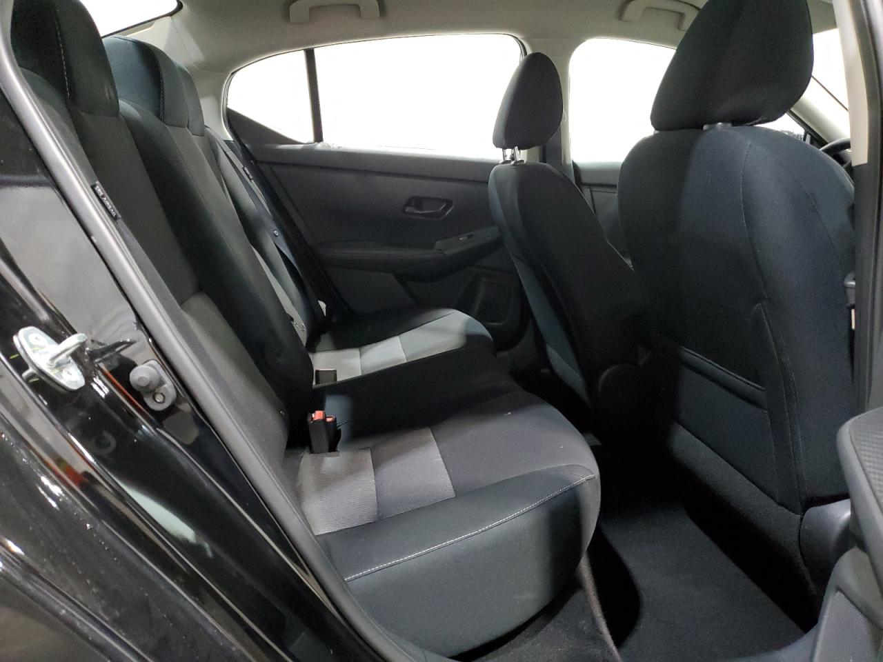 2024 Nissan Sentra - Image 10