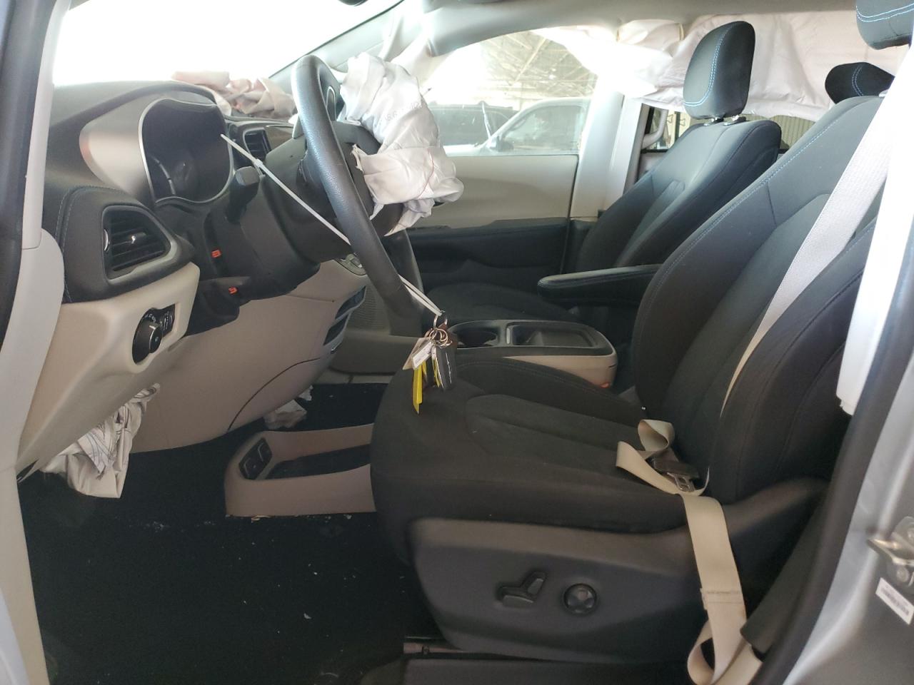 2021 Chrysler Pacifica - Image 7