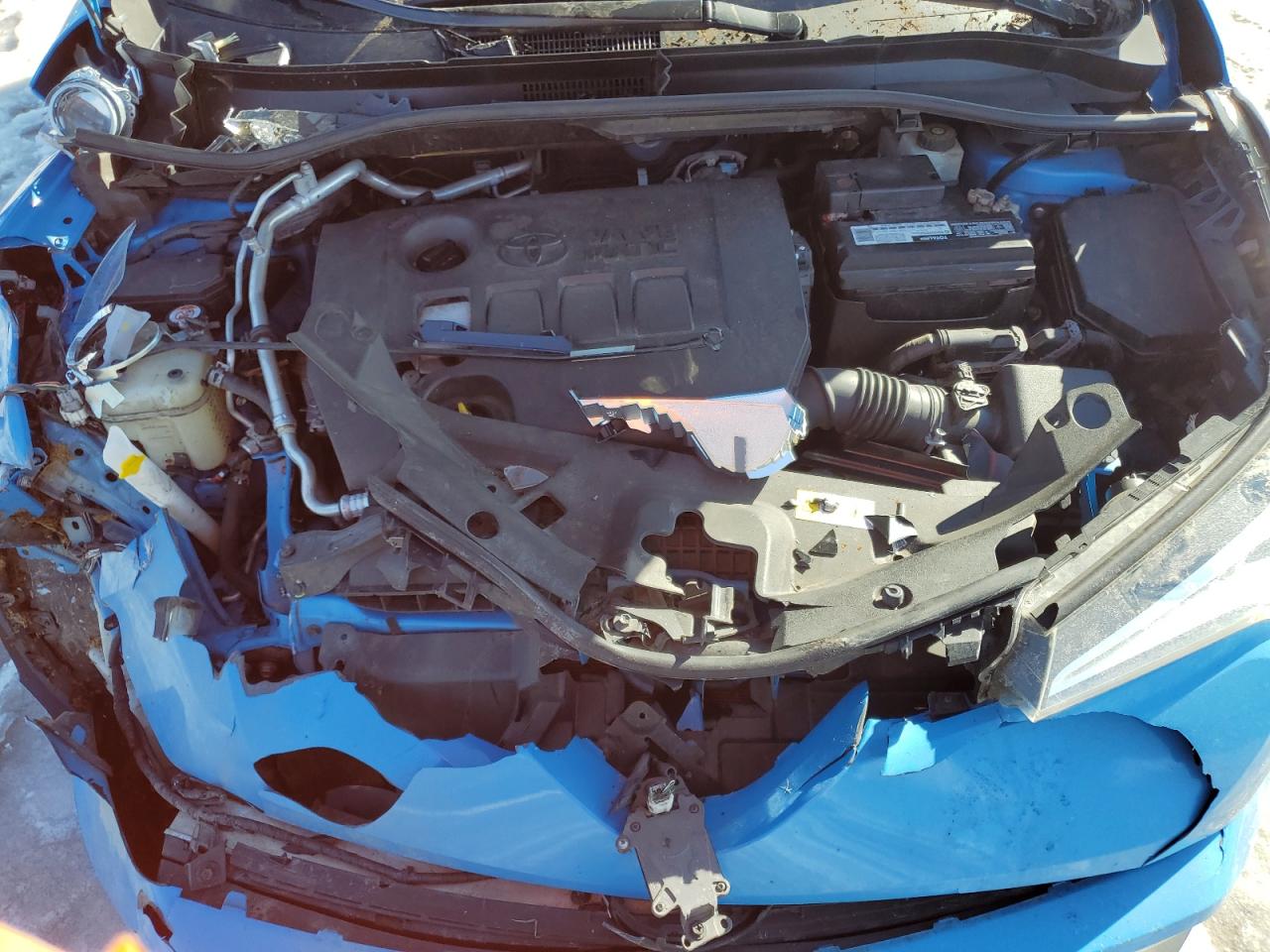 JTNKHMBX2K1047011 TOYOTA C-HR 2019