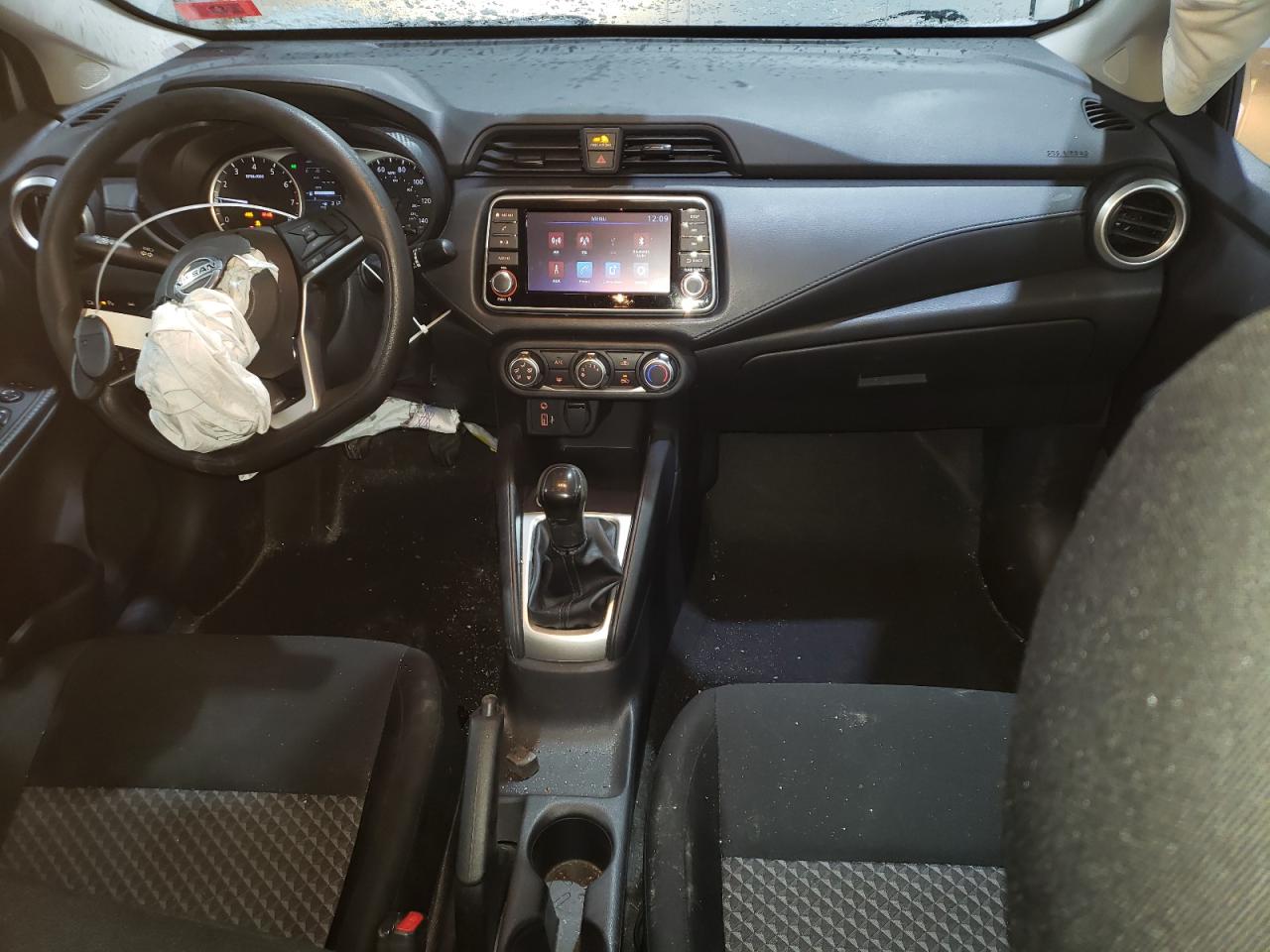 2021 Nissan Versa - Image 8