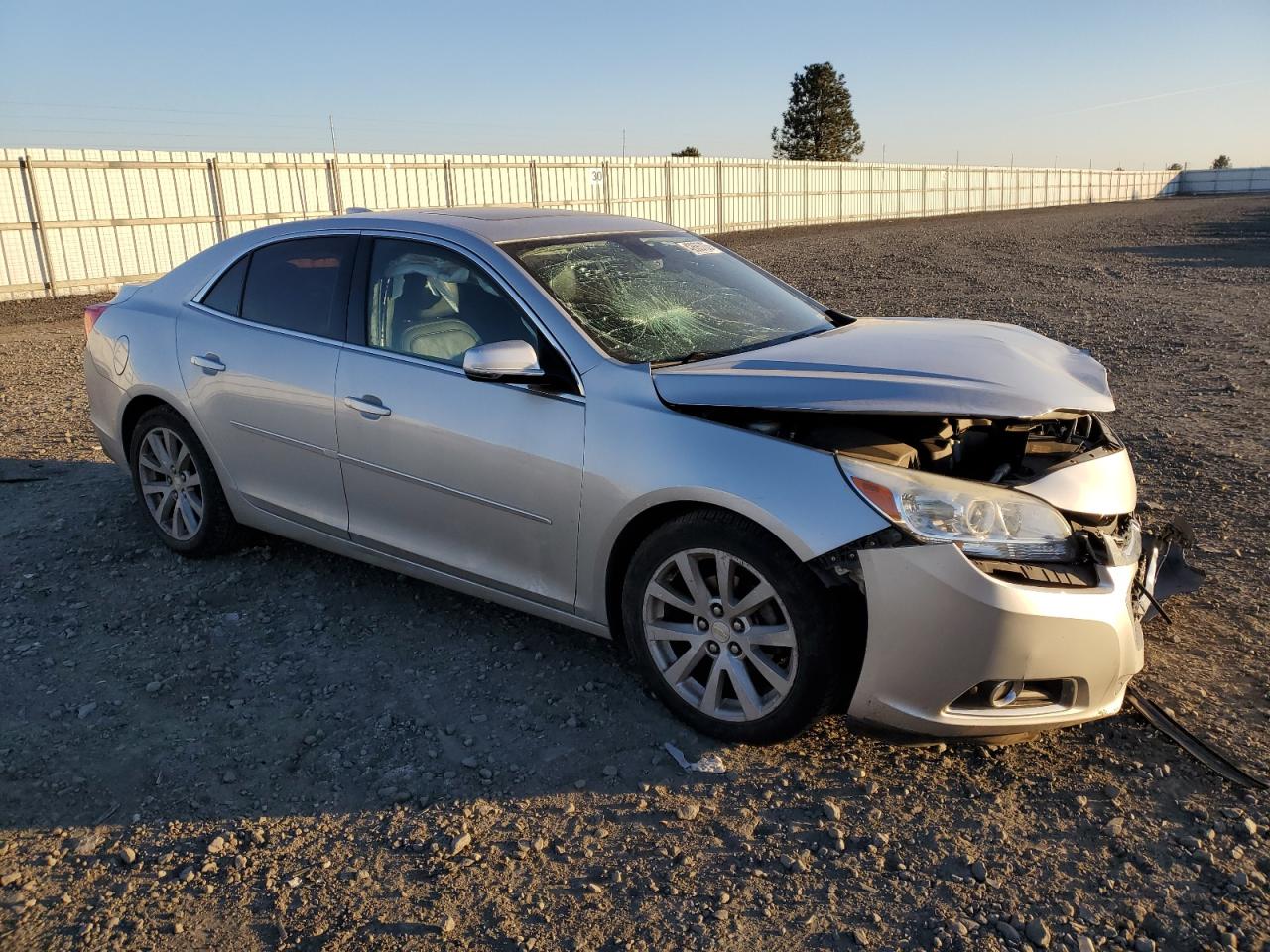 2015 Chevrolet Malibu - Image 4