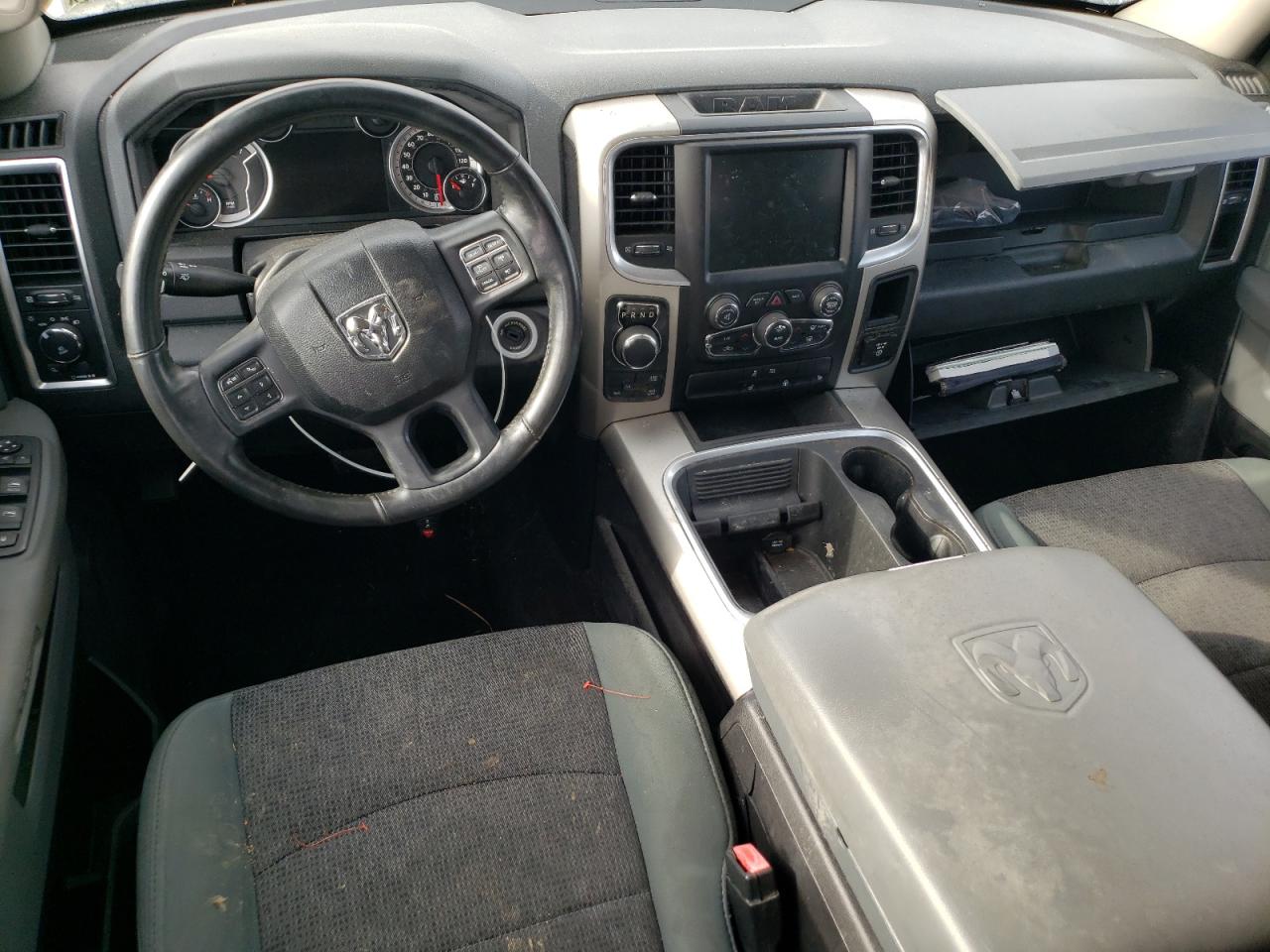 2015 RAM 1500 - Image 8
