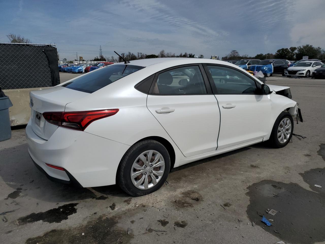 2018 Hyundai Accent - Image 3