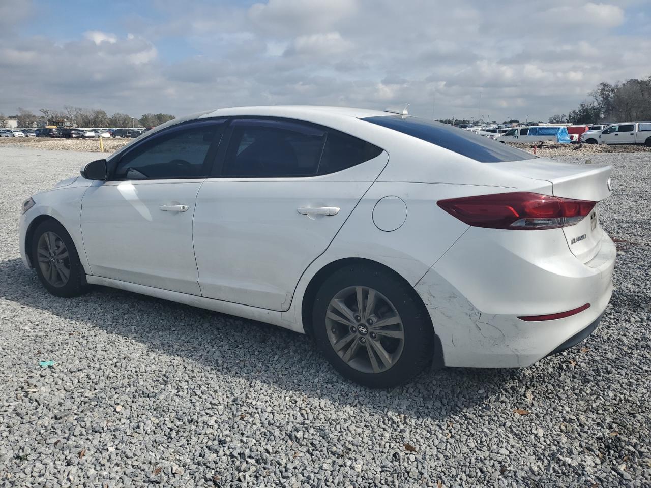 2018 Hyundai Elantra - Image 2