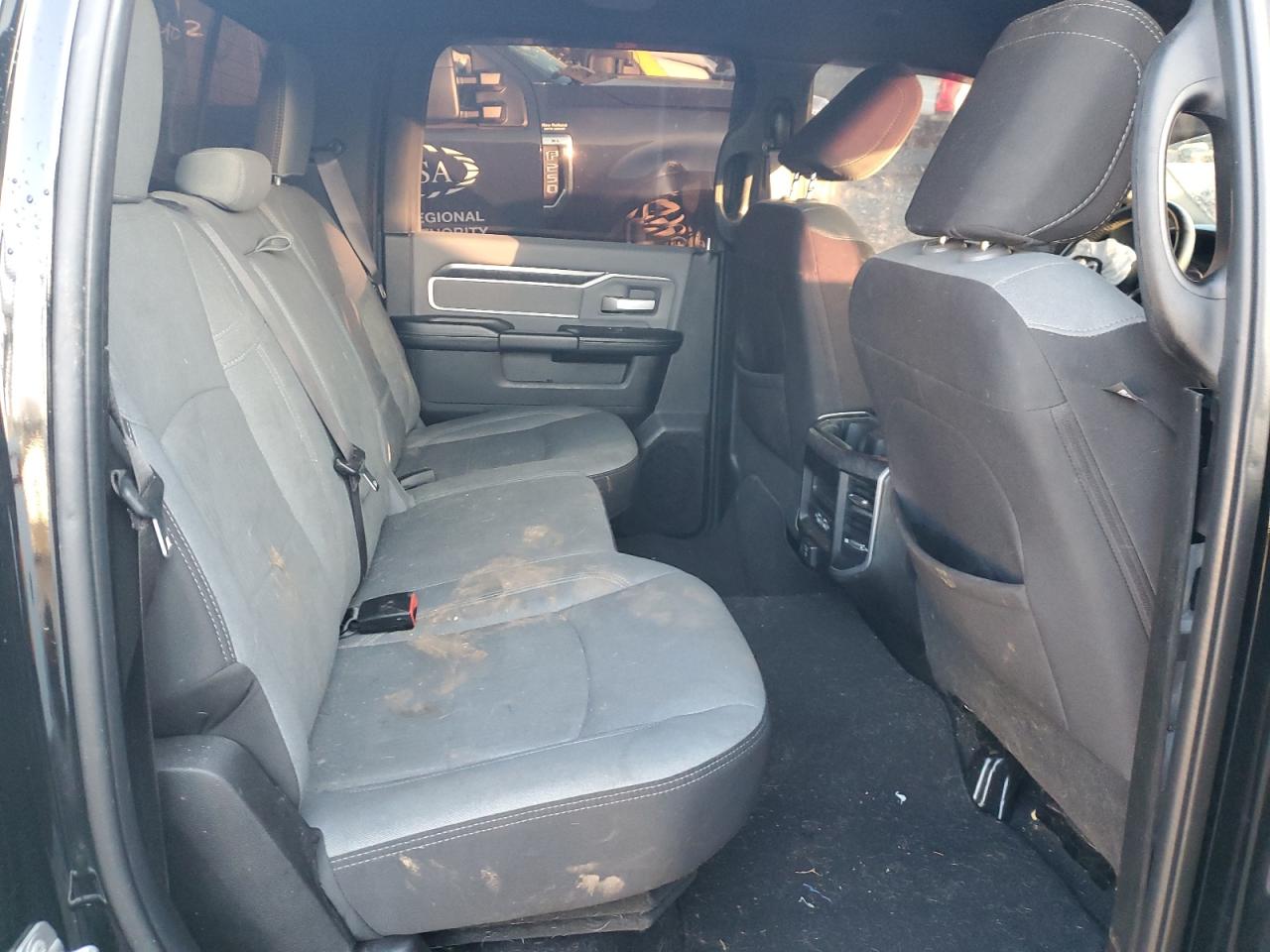 2022 RAM 3500 - Image 11