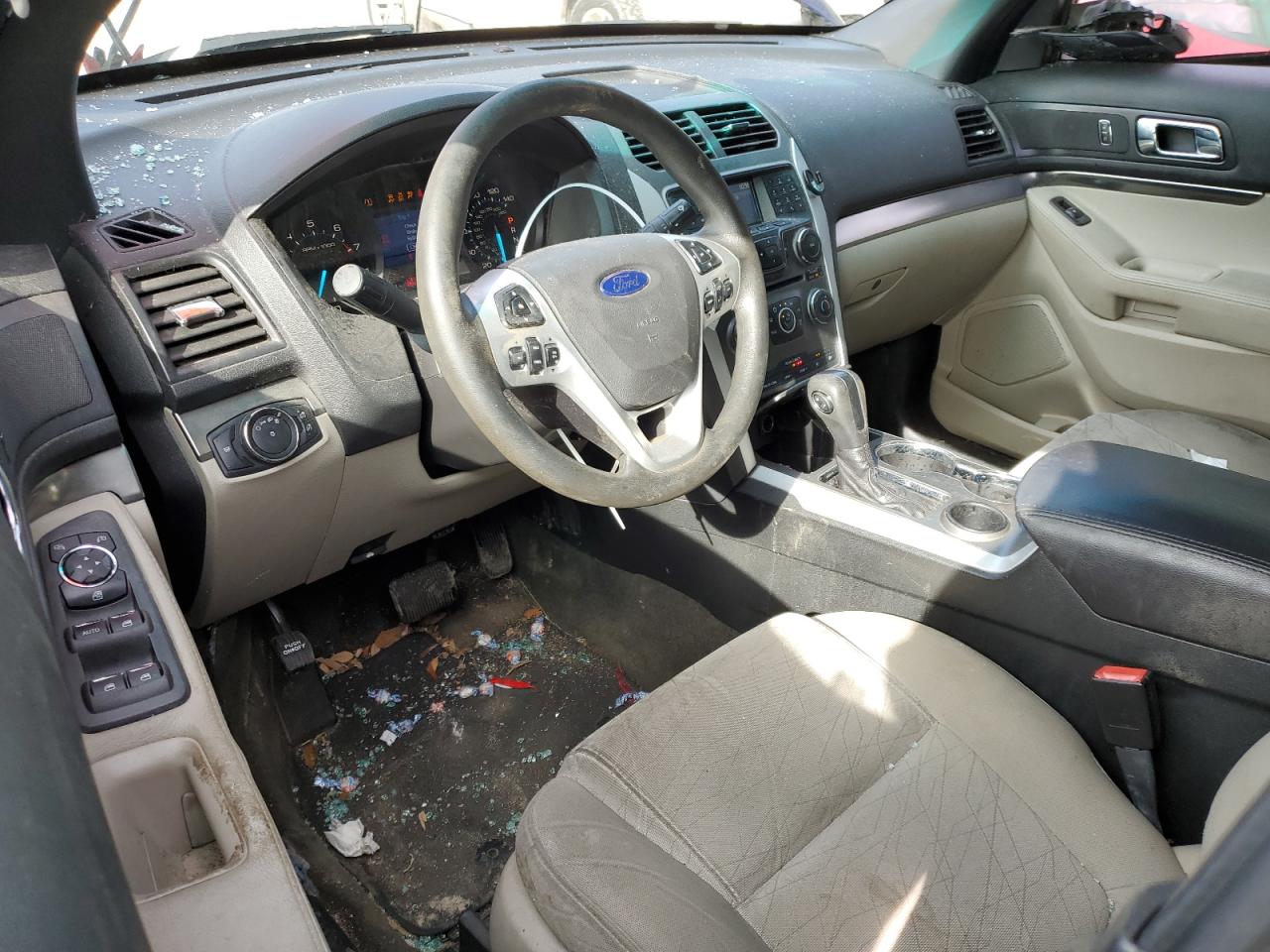 2015 Ford Explorer - Image 8