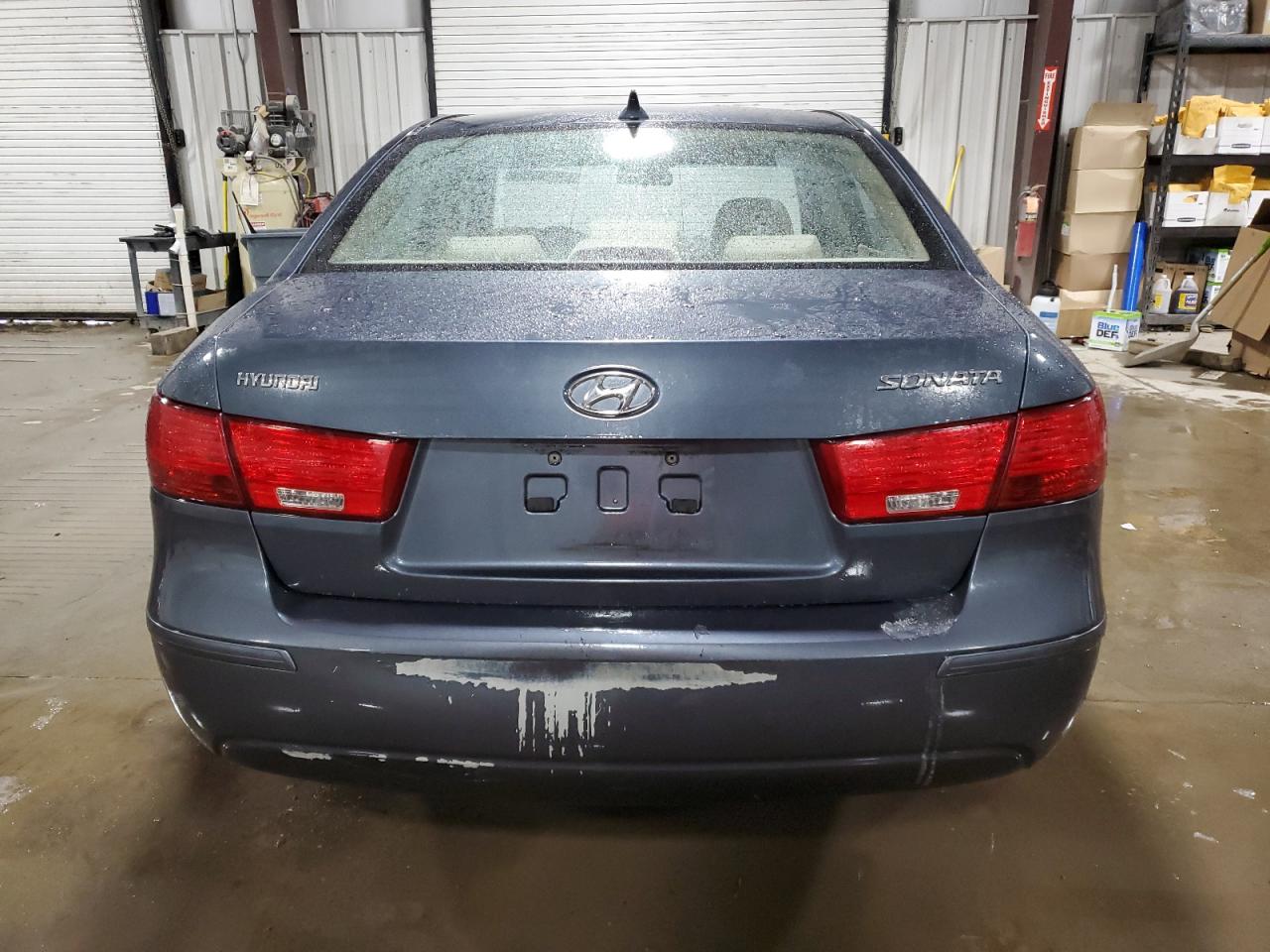 2009 Hyundai Sonata - Image 6