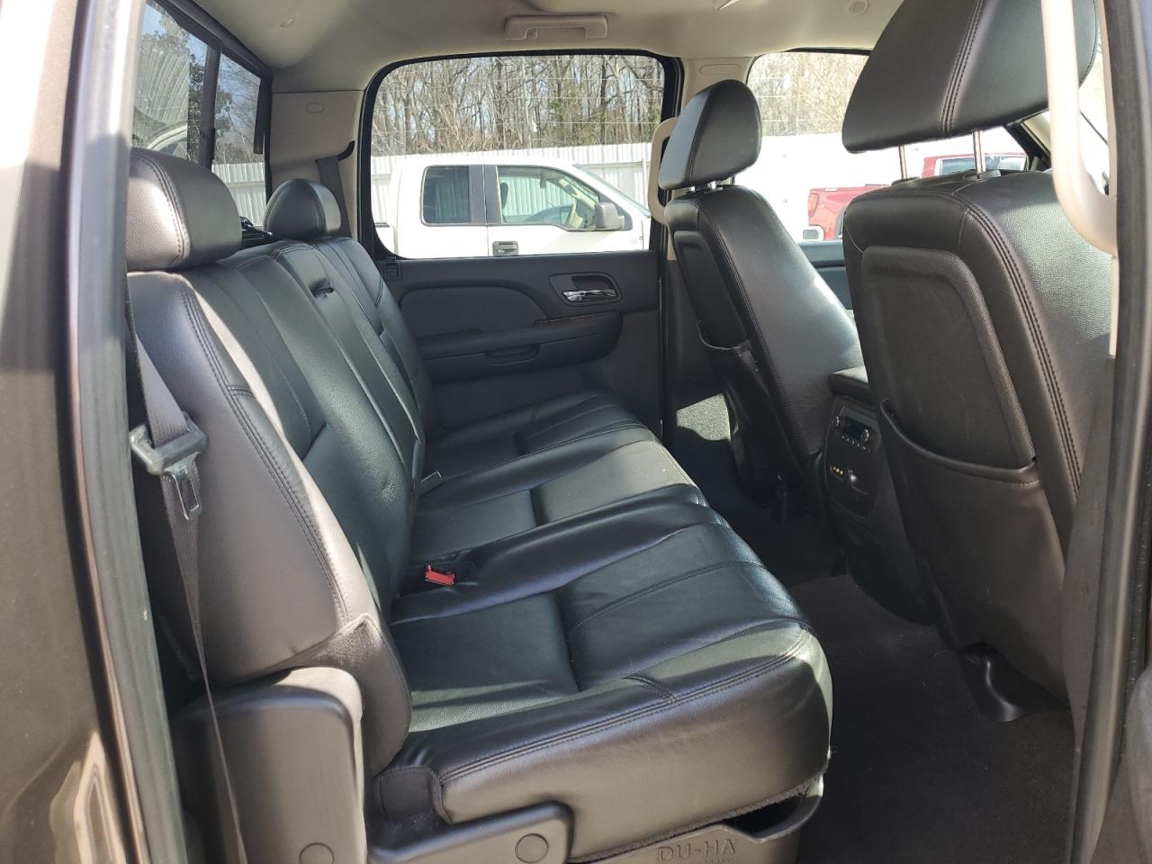 2008 GMC Sierra - Image 11