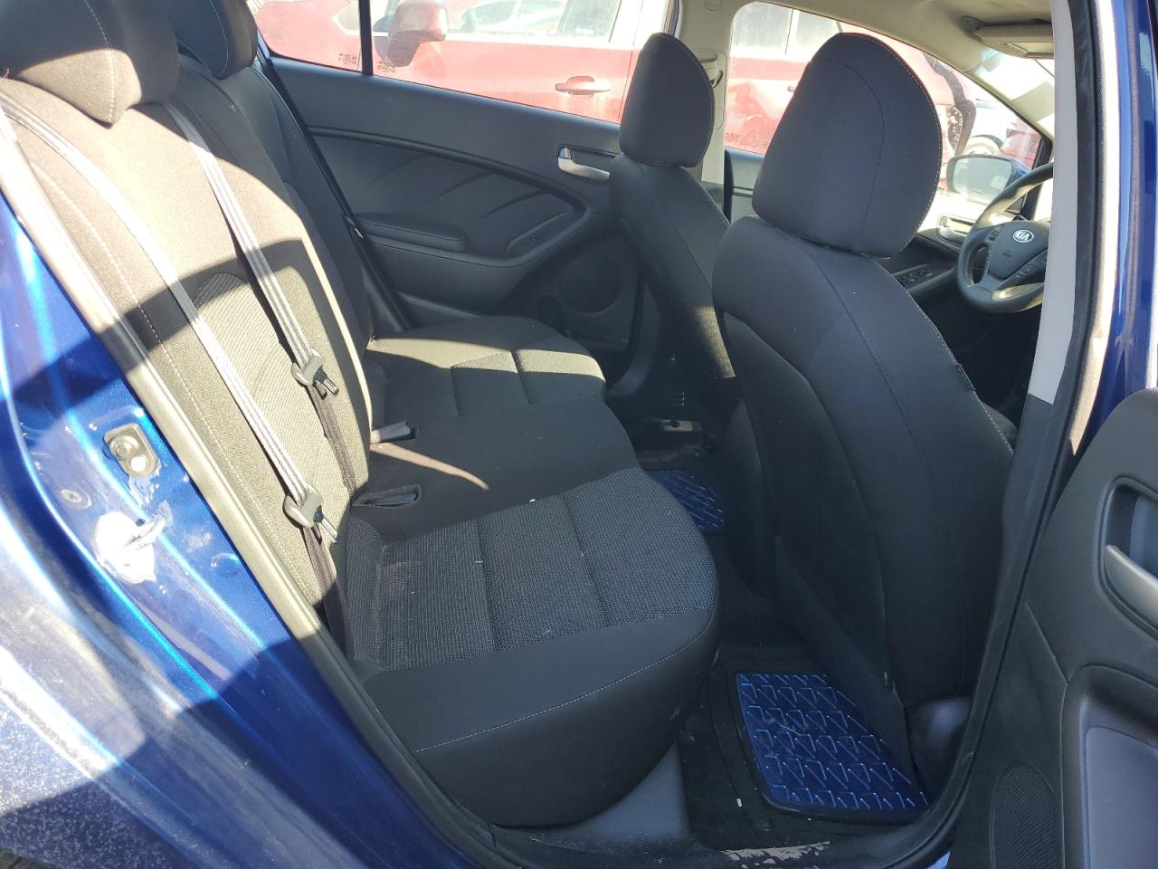 2017 Kia Forte - Image 10