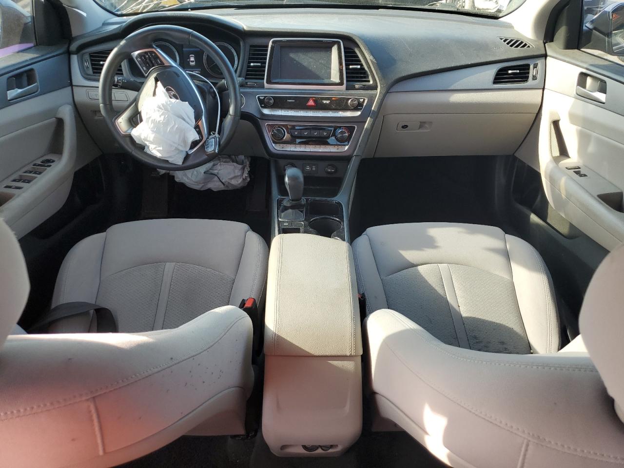 2018 Hyundai Sonata - Image 8