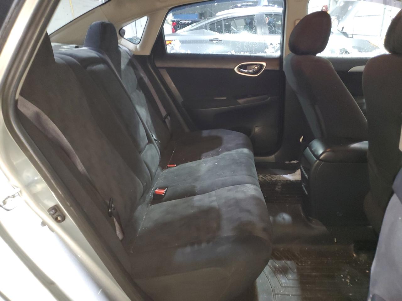 2013 Nissan Sentra - Image 10