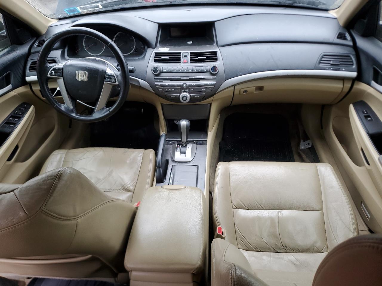 2011 Honda Accord - Image 8