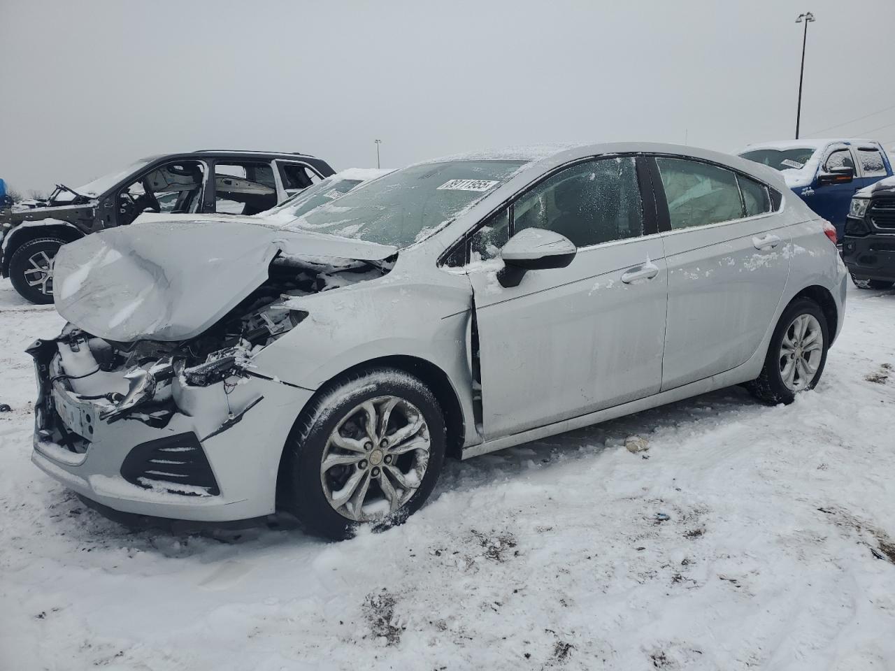 3G1BE6SM2KS599338 CHEVROLET CRUZE 2019