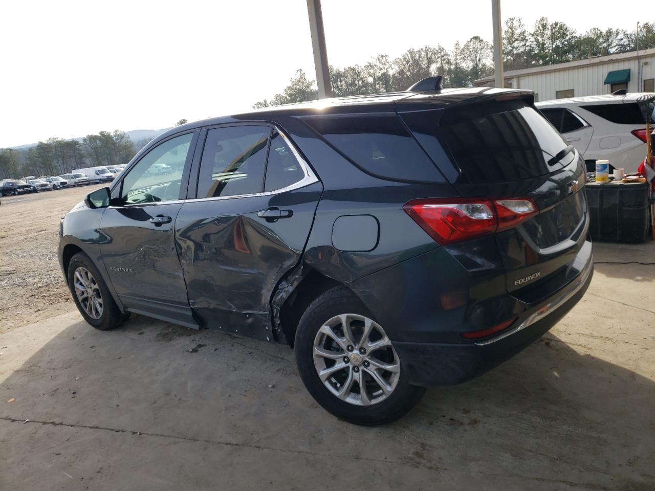 2020 Chevrolet Equinox - Image 2