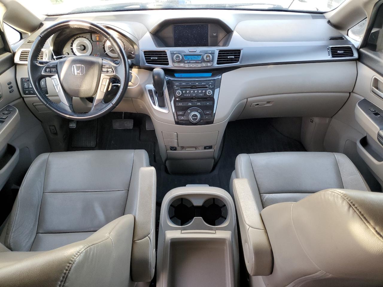 2013 Honda Odyssey - Image 8