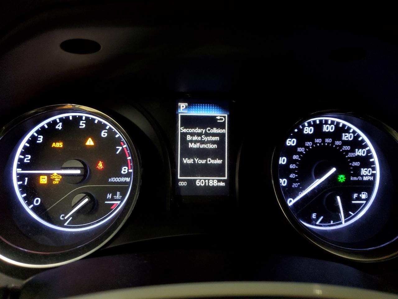 2019 Toyota Camry - Image 9