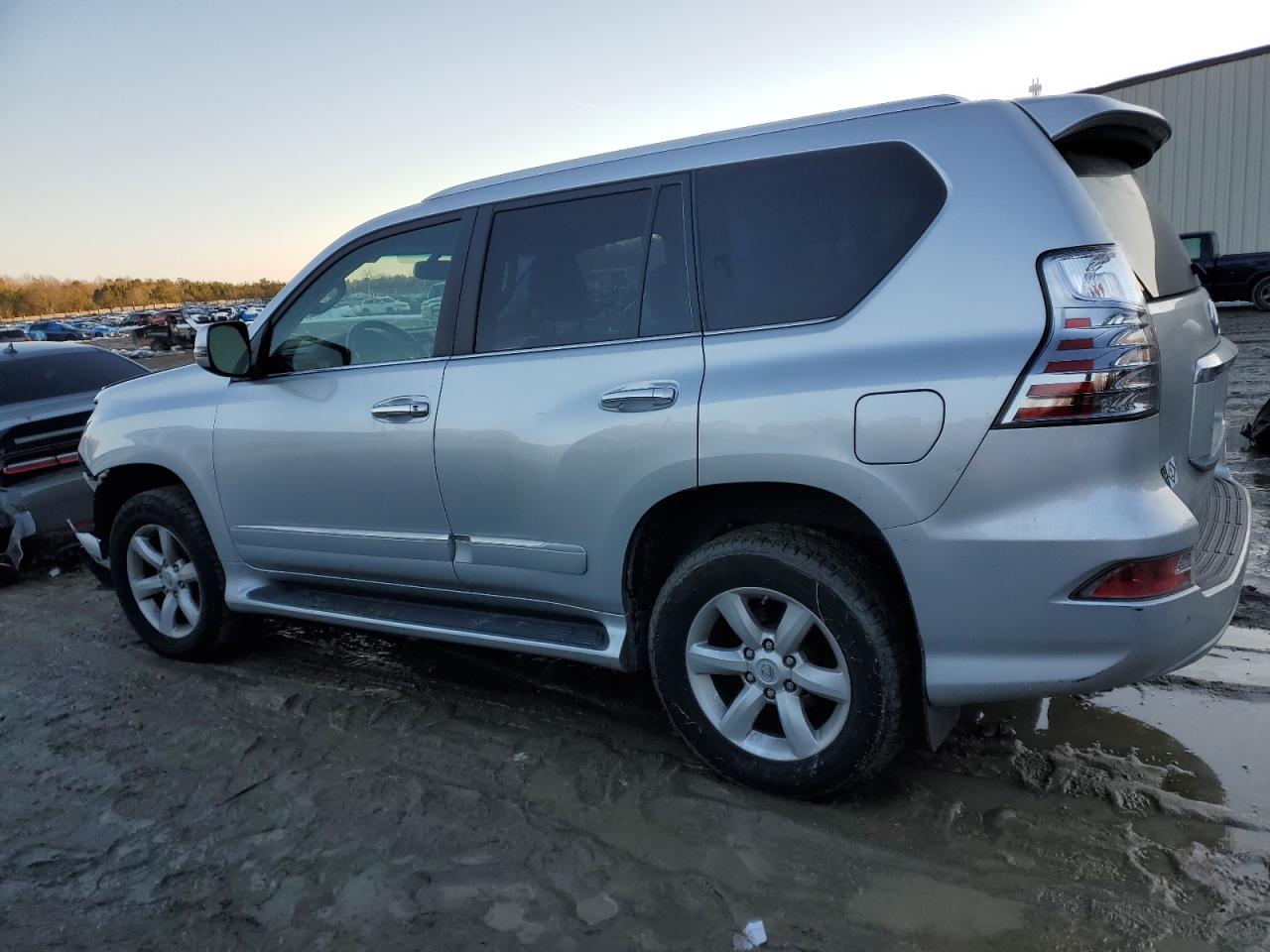 2017 Lexus GX - Image 2