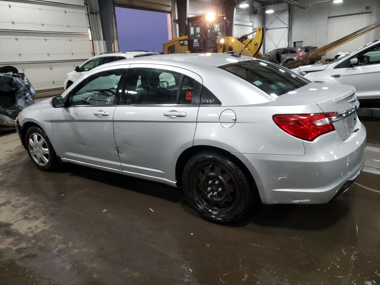 2012 Chrysler 200 - Image 2