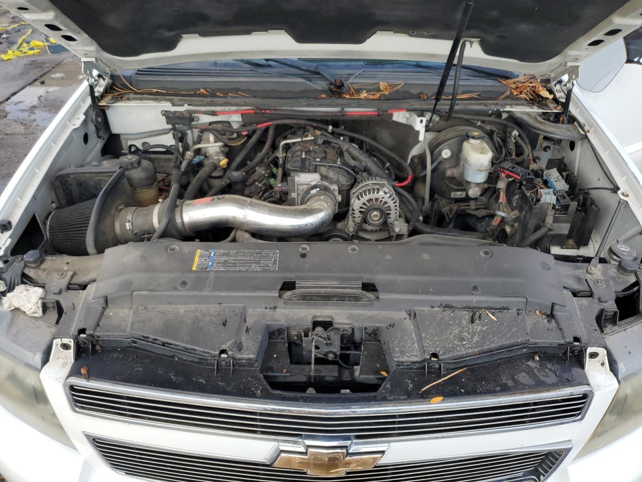 2008 Chevrolet Avalanche - Image 11