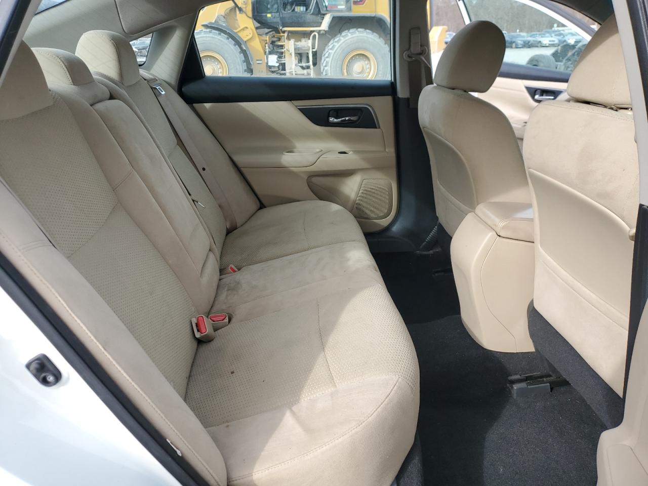 2015 Nissan Altima - Image 10