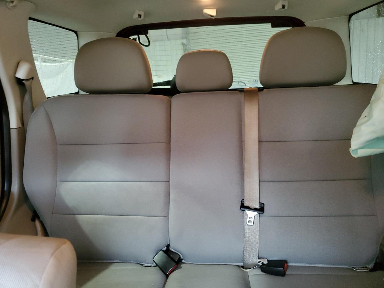 2011 Ford Escape - Image 10