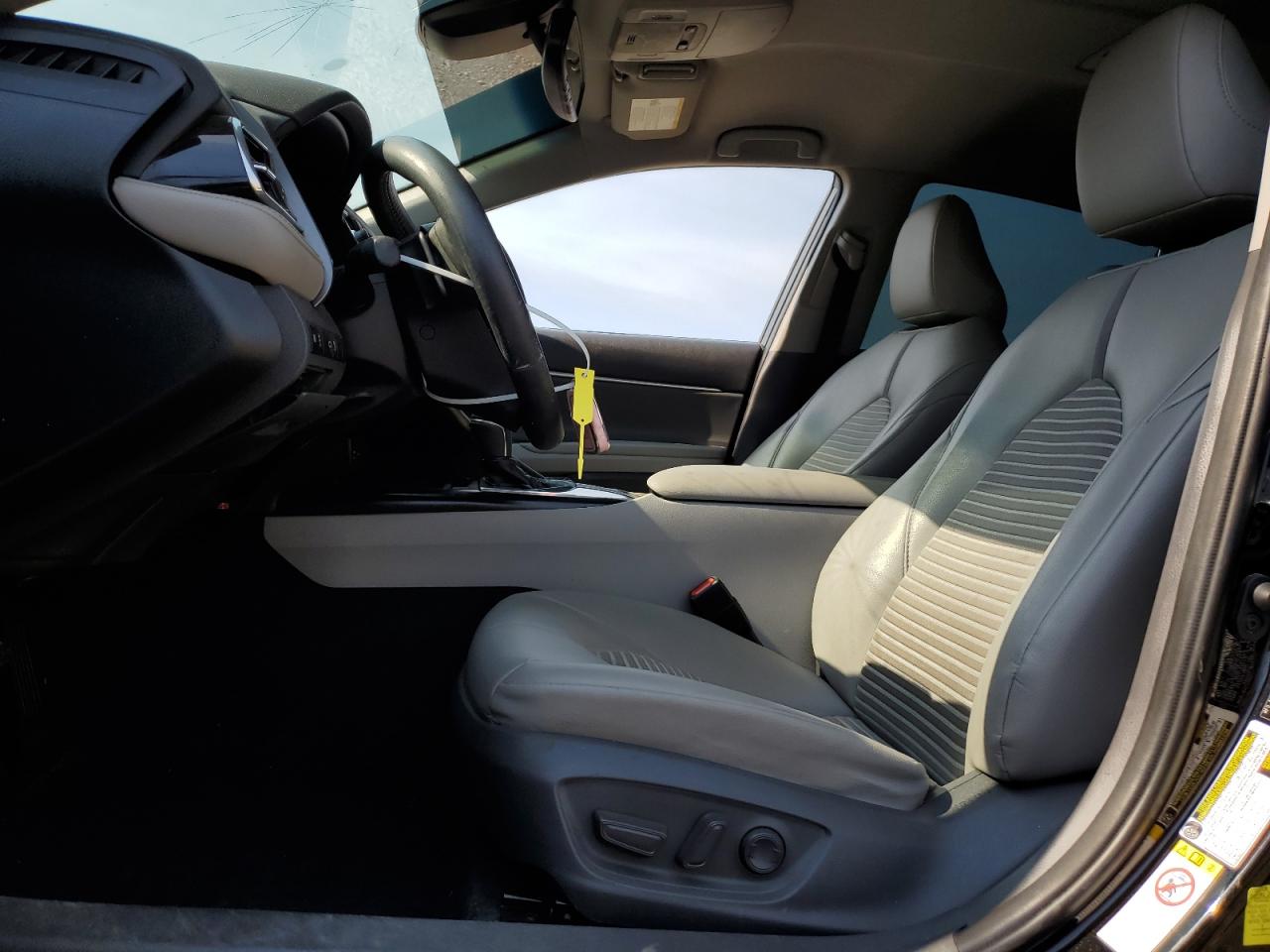 2018 Toyota Camry - Image 7