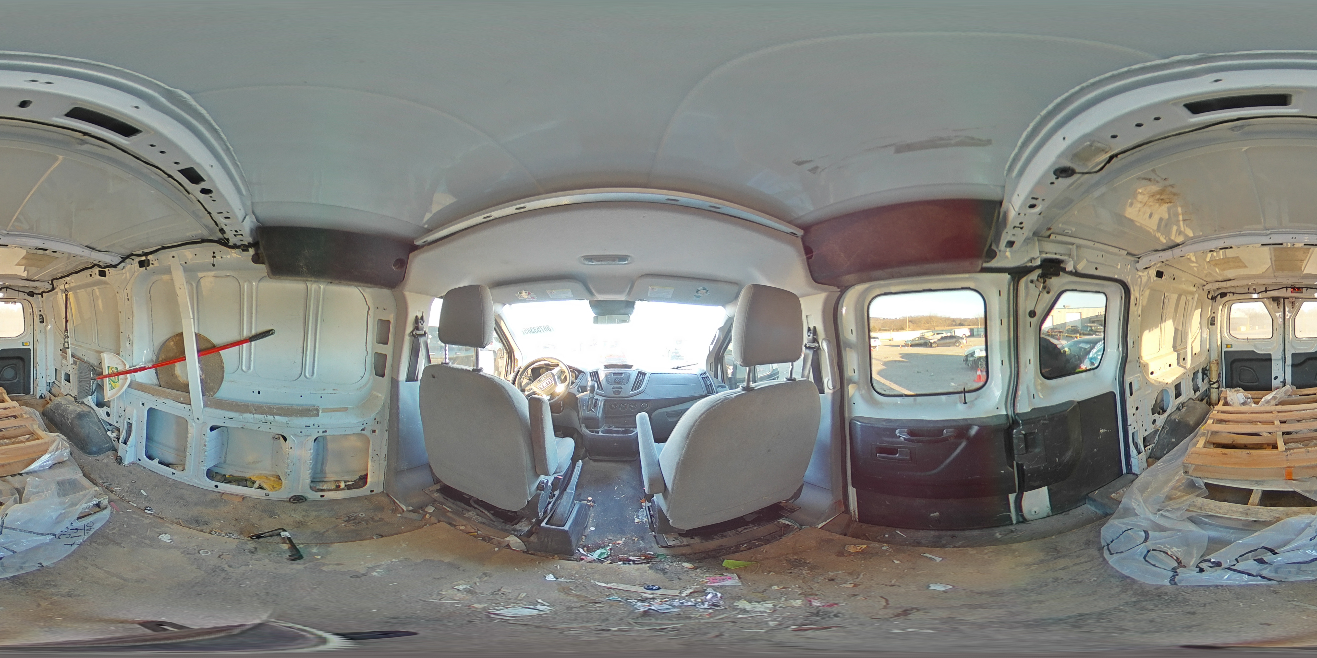 2016 Ford Transit - Image 13