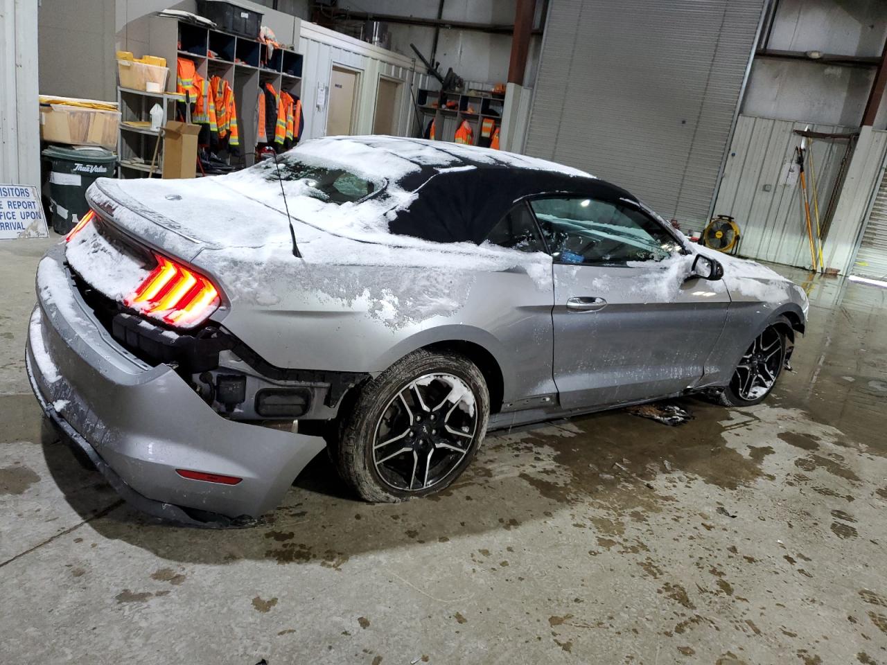 1FATP8UH0M5116319 FORD ALL Models 2021